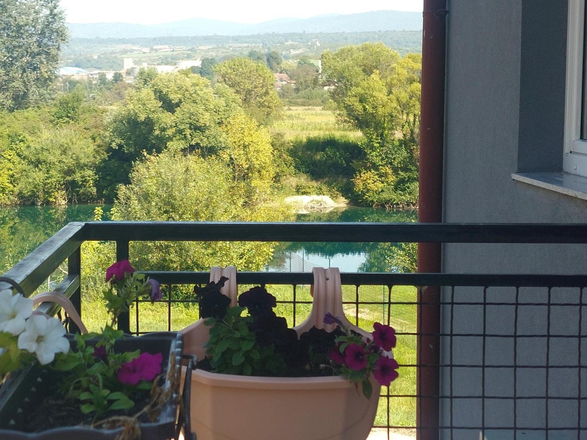 Apartments Window Біхач Екстер'єр фото