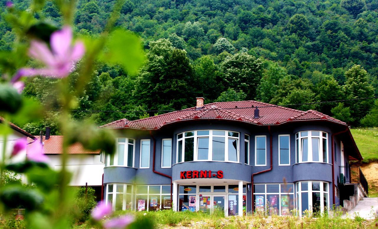 Apartments Window Біхач Екстер'єр фото